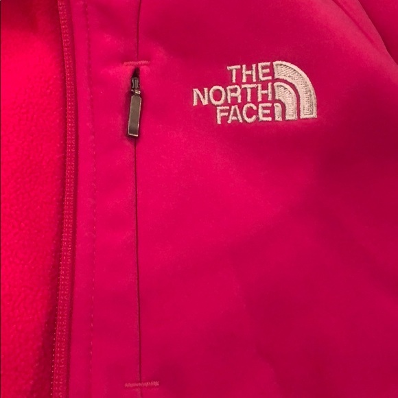 The North Face Apex Bionic Cerise Pink Jacket - Picture 2 of 6